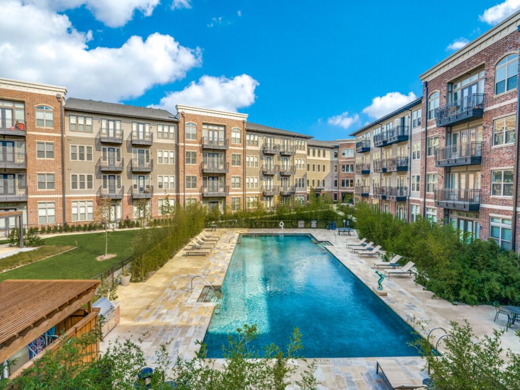 The Charles Pool